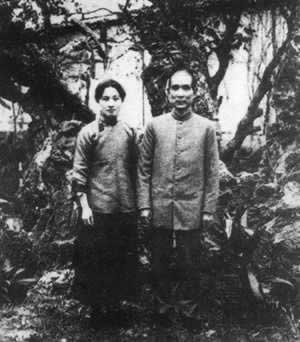 宋庆龄逝世