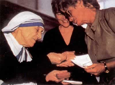 诺贝尔和平奖得者主特里萨嬷嬷出生