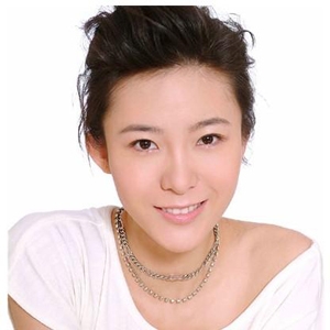 邹娜的英文名